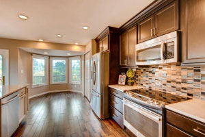 133 Dolomite Dr Colorado-large-004-11-Kitchen-1500×1000-72dpi